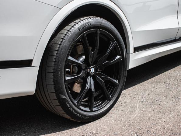 BMW X7 I (G07) Рестайлинг с пробегом 2023 года, цена 11 650 000 рублей, 61526 км, внедорожник, Автокод Объявления