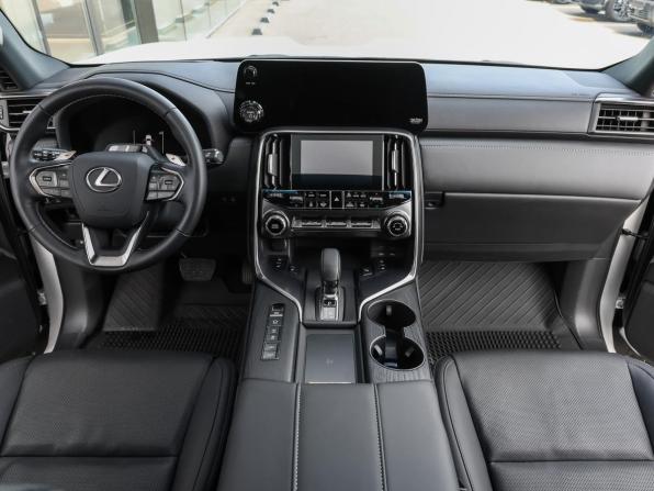Lexus LX IV с пробегом 2025 года, цена 22 660 000 рублей, 6197 км, внедорожник, Автокод Объявления
