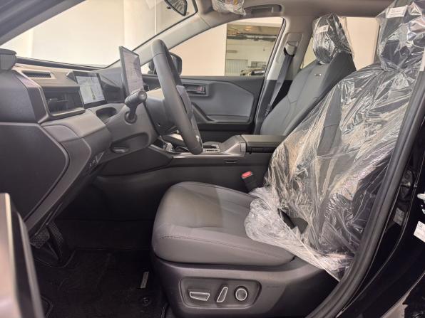 Toyota RAV4 VI (XA60) с пробегом 2026 года, цена 4 600 000 рублей, 54 км, внедорожник, Автокод Объявления