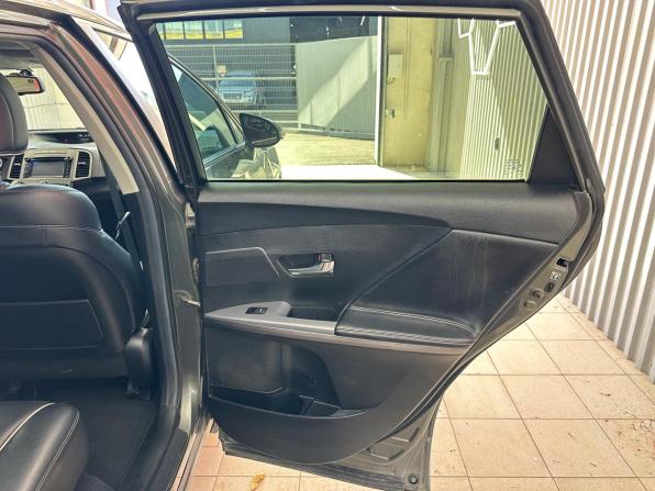 Toyota Venza I Рестайлинг с пробегом 2013 года, цена 2 200 000 рублей, 182000 км, внедорожник, Автокод Объявления