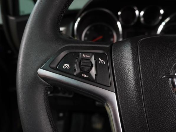 Opel Astra J с пробегом 2010 года, цена 799 000 рублей, 194582 км, хэтчбек, Автокод Объявления