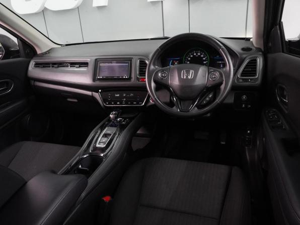 Honda Vezel I с пробегом 2014 года, цена 1 299 000 рублей, 157953 км, внедорожник, Автокод Объявления