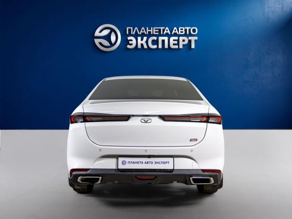 Kaiyi E5 с пробегом 2023 года, цена 1 350 000 рублей, 16998 км, седан, Автокод Объявления