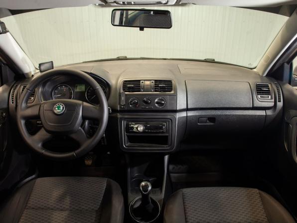 Skoda Fabia II Рестайлинг с пробегом 2011 года, цена 545 000 рублей, 136847 км, хэтчбек, Автокод Объявления