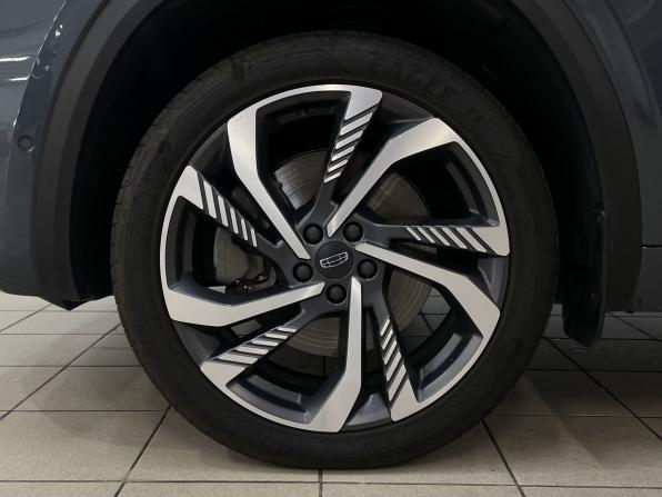 Geely Monjaro I с пробегом 2023 года, цена 3 249 000 рублей, 41459 км, внедорожник, Автокод Объявления