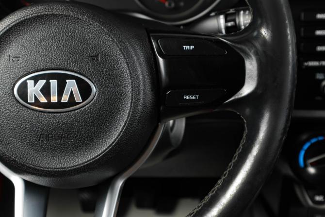 Kia Rio IV с пробегом 2018 года, цена 919 000 рублей, 193297 км, седан, Автокод Объявления