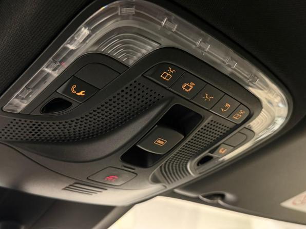 Mercedes-Benz V-Класс III (W447) Рестайлинг с пробегом 2020 года, цена 5 252 000 рублей, 99431 км, минивэн, Автокод Объявления
