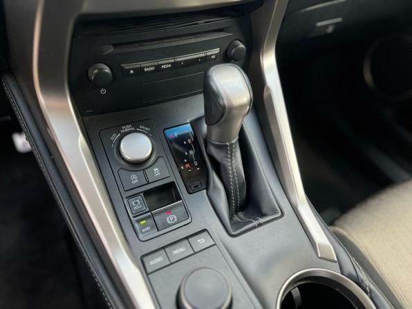 Lexus NX I с пробегом 2015 года, цена 2 550 000 рублей, 76000 км, внедорожник, Автокод Объявления