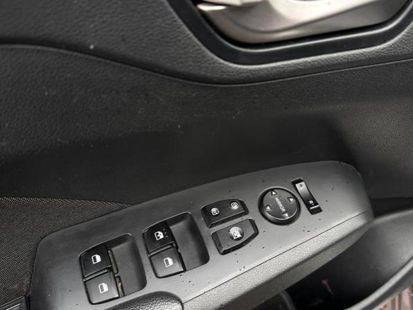 Hyundai Solaris II с пробегом 2019 года, цена 1 406 000 рублей, 71196 км, седан, Автокод Объявления