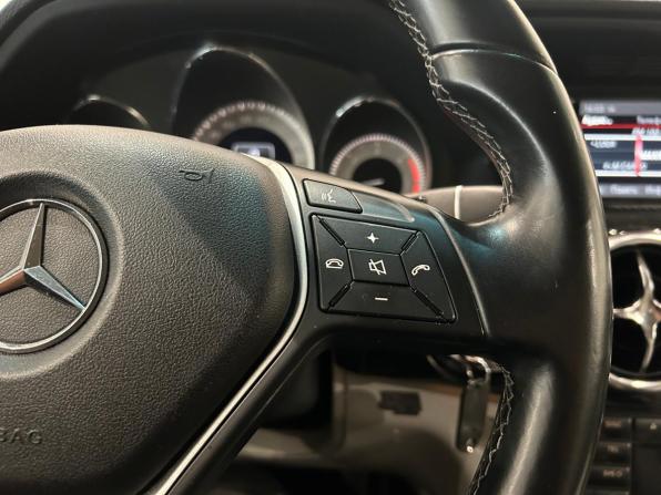 Mercedes-Benz GLK-Класс I (X204) Рестайлинг с пробегом 2013 года, цена 1 749 000 рублей, 207196 км, внедорожник, Автокод Объявления