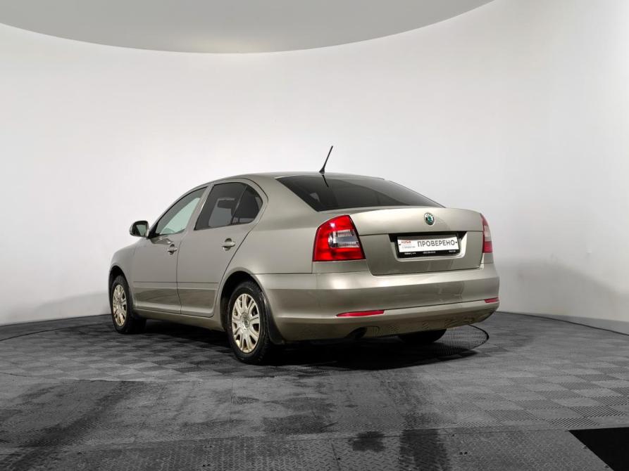 Skoda Octavia II (A5) Рестайлинг Санкт-Петербург  - изображение 7