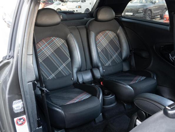 Mini Paceman I с пробегом 2013 года, цена 1 980 000 рублей, 181769 км, хэтчбек, Автокод Объявления
