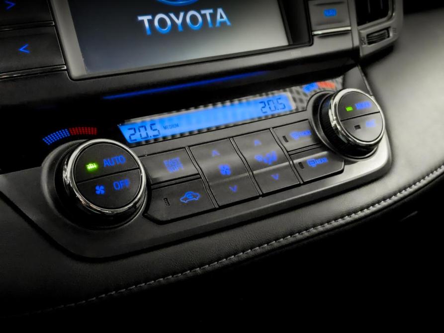 Toyota RAV4 IV (XA40) Москва  - изображение 28