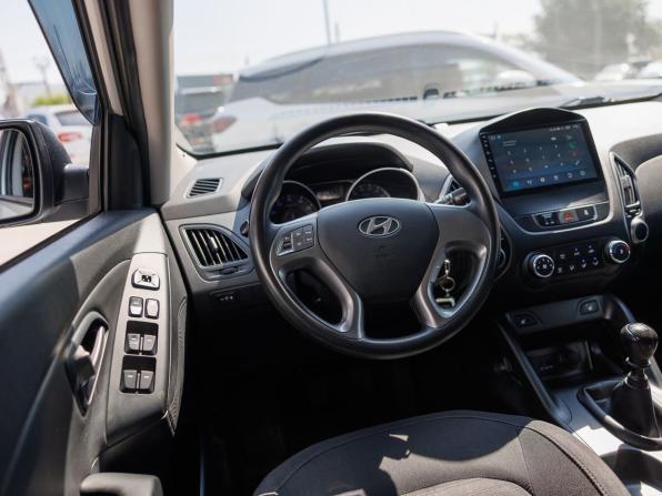 Hyundai ix35 I Рестайлинг с пробегом 2014 года, цена 1 085 000 рублей, 131526 км, внедорожник, Автокод Объявления