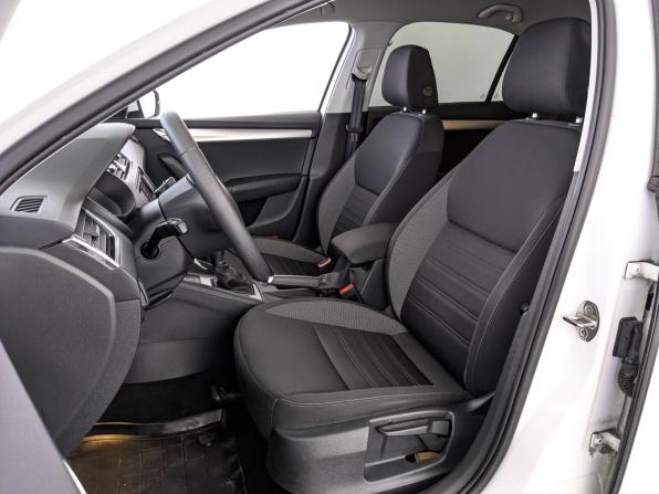 Skoda Octavia III (A7) Рестайлинг с пробегом 2019 года, цена 1 725 000 рублей, 107653 км, лифтбек, Автокод Объявления