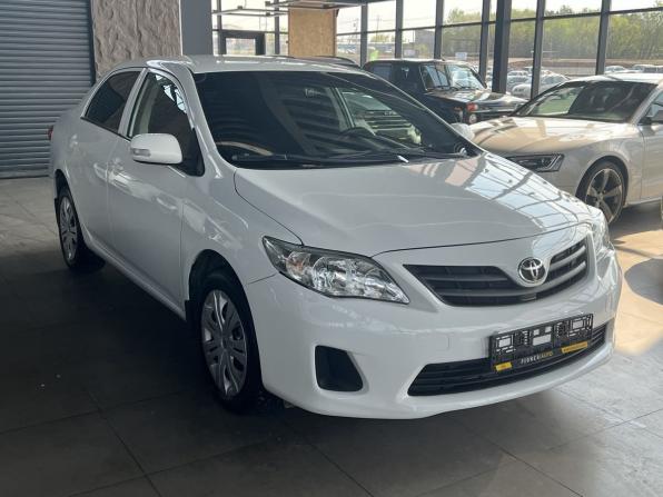Toyota Corolla X (E140 E150) Рестайлинг с пробегом 2012 года, цена 1 000 000 рублей, 236000 км, седан, Автокод Объявления