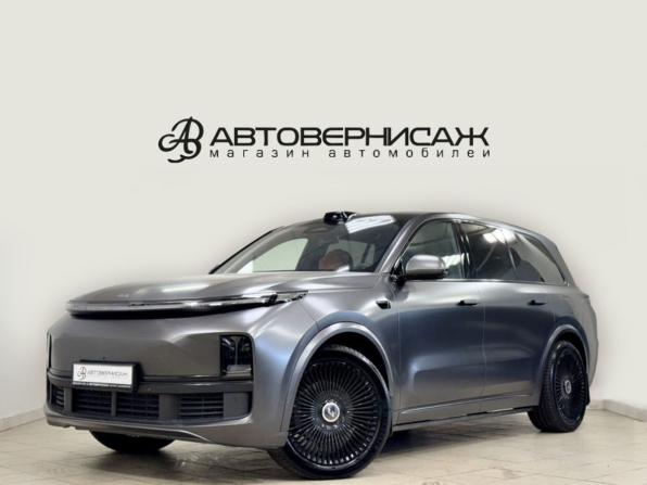 Li Auto (Lixiang) L9 I Рестайлинг с пробегом 2024 года, цена 6 960 000 рублей, 51664 км, внедорожник, Автокод Объявления