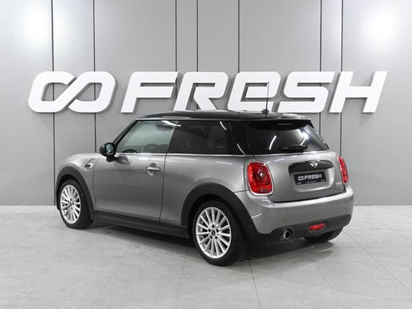 Mini Hatch III (F55/F56) с пробегом 2017 года, цена 1 959 000 рублей, 52962 км, хэтчбек, Автокод Объявления