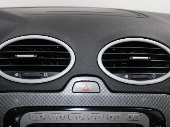 Ford Focus II Рестайлинг с пробегом 2009 года, цена 639 900 рублей, 228422 км, седан, Автокод Объявления
