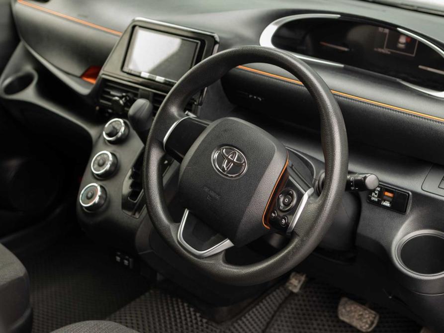 Toyota Sienta II Рестайлинг Новосибирск  - изображение 11