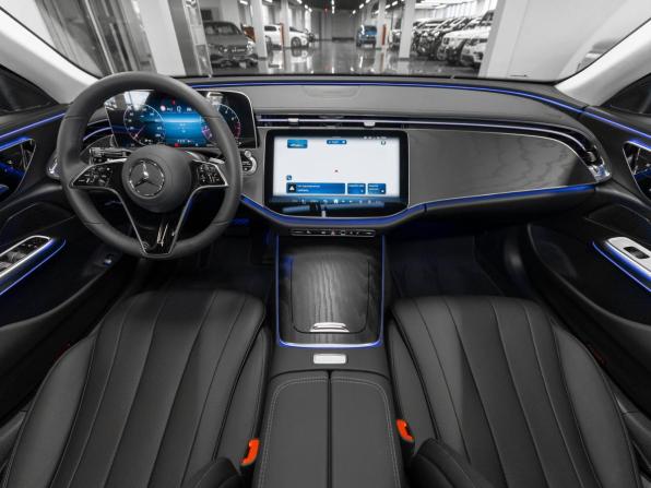 Mercedes-Benz E-Класс VI (W214 S214) с пробегом 2025 года, цена 7 250 000 рублей, 36 км, седан, Автокод Объявления