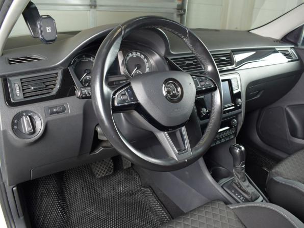 Skoda Rapid I Рестайлинг с пробегом 2019 года, цена 1 615 997 рублей, 86885 км, лифтбек, Автокод Объявления