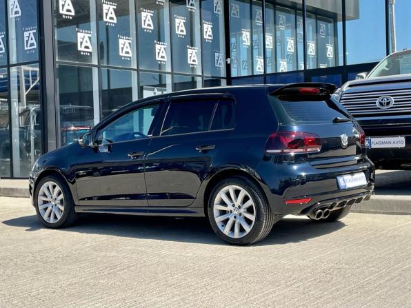 Volkswagen Golf VI с пробегом 2011 года, цена 1 020 000 рублей, 230000 км, хэтчбек, Автокод Объявления