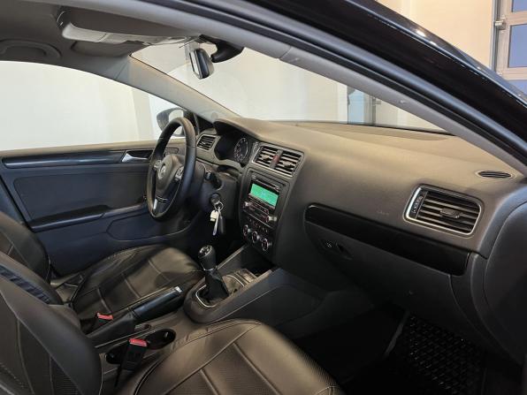 Volkswagen Jetta VI с пробегом 2012 года, цена 1 000 000 рублей, 107564 км, седан, Автокод Объявления