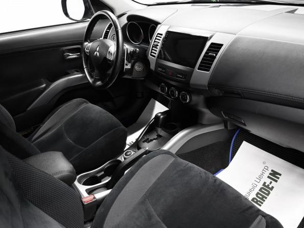 Mitsubishi Outlander II Рестайлинг с пробегом 2011 года, цена 995 000 рублей, 383295 км, внедорожник, Автокод Объявления