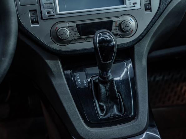 Ford Kuga I с пробегом 2012 года, цена 742 000 рублей, 192990 км, внедорожник, Автокод Объявления