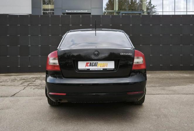 Skoda Octavia II (A5) Рестайлинг с пробегом 2010 года, цена 577 500 рублей, 280000 км, лифтбек, Автокод Объявления