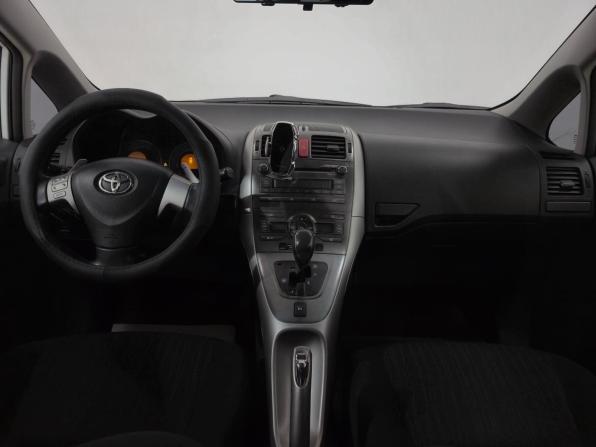 Toyota Auris I с пробегом 2009 года, цена 600 000 рублей, 237715 км, хэтчбек, Автокод Объявления
