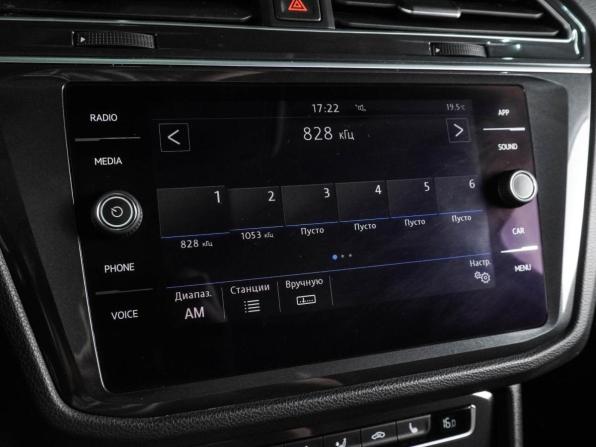 Volkswagen Tiguan II с пробегом 2018 года, цена 2 168 000 рублей, 157739 км, внедорожник, Автокод Объявления