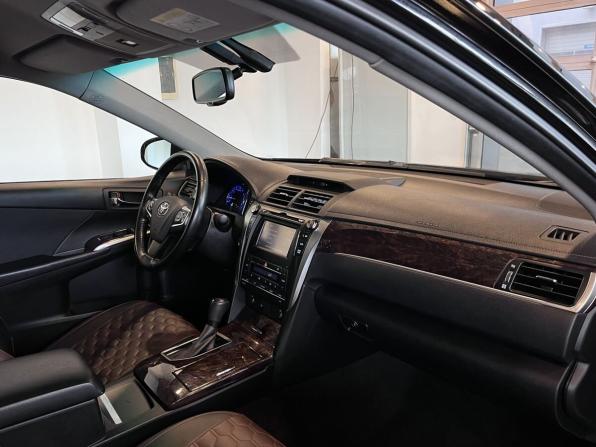 Toyota Camry VII (XV50) Рестайлинг с пробегом 2017 года, цена 1 999 000 рублей, 205356 км, седан, Автокод Объявления