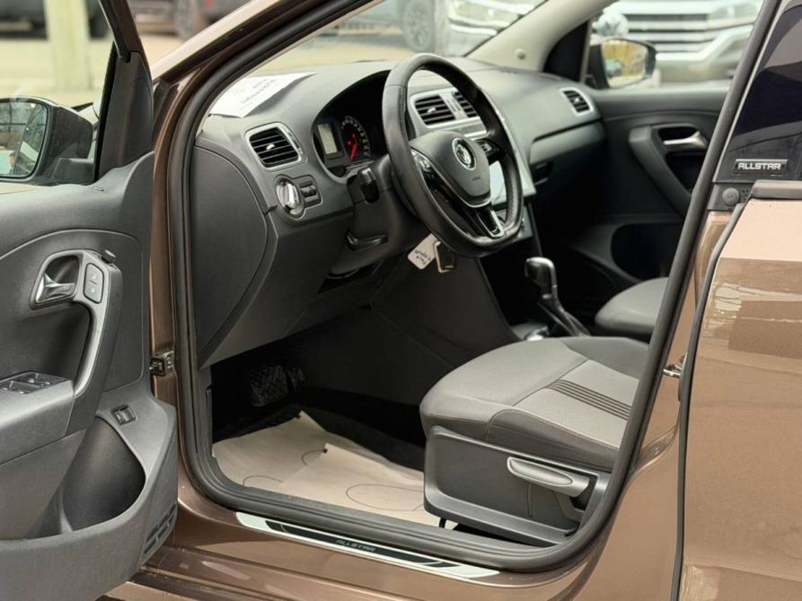 Volkswagen Polo V Рестайлинг Тула  - изображение 12