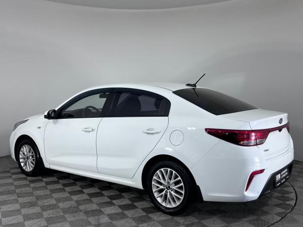 Kia Rio IV с пробегом 2018 года, цена 1 220 000 рублей, 141529 км, седан, Автокод Объявления
