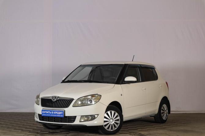 Skoda Fabia II Рестайлинг с пробегом 2012 года, цена 399 000 рублей, 276671 км, хэтчбек, Автокод Объявления