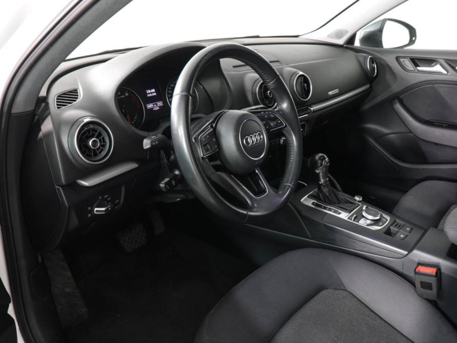 Audi A3 III (8V) Рестайлинг Химки  - изображение 9