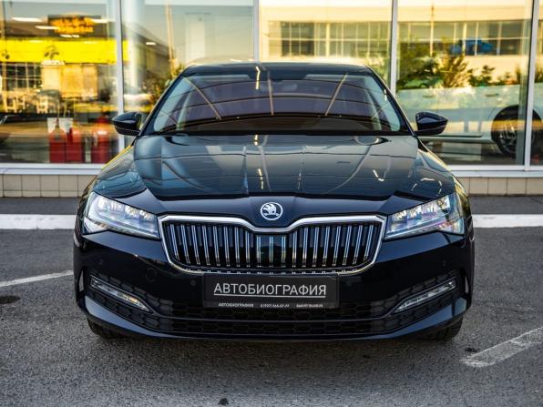 Skoda Superb III Рестайлинг с пробегом 2021 года, цена 2 698 000 рублей, 73979 км, лифтбек, Автокод Объявления