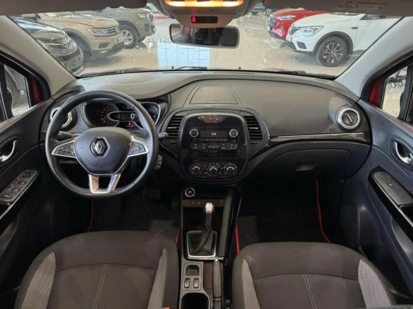 Renault Kaptur I Рестайлинг с пробегом 2021 года, цена 1 200 000 рублей, 145432 км, внедорожник, Автокод Объявления
