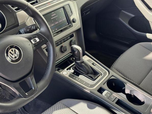 Volkswagen Passat B8 с пробегом 2017 года, цена 1 999 000 рублей, 51202 км, седан, Автокод Объявления
