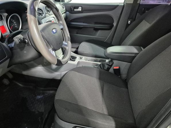 Ford Focus II Рестайлинг с пробегом 2010 года, цена 683 000 рублей, 215600 км, седан, Автокод Объявления