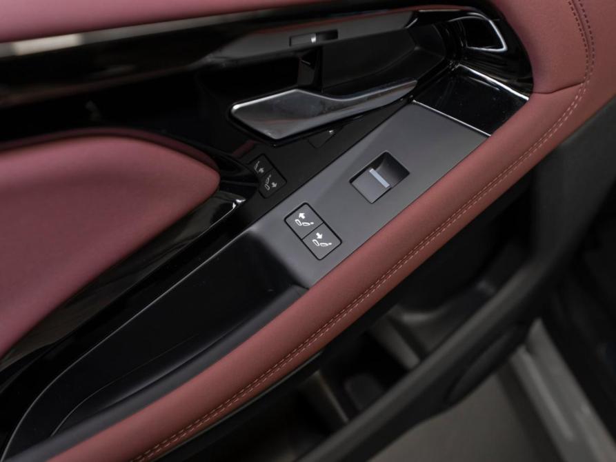 Land Rover Range Rover Evoque II Рестайлинг Москва  - изображение 13