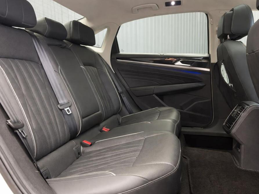 Volkswagen Passat B8 Рестайлинг Пермь  - изображение 19