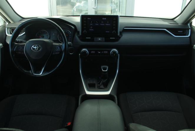 Toyota RAV4 IV (XA40) Рестайлинг с пробегом 2019 года, цена 2 590 000 рублей, 192553 км, внедорожник, Автокод Объявления