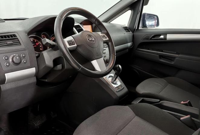 Opel Zafira B Рестайлинг с пробегом 2012 года, цена 725 000 рублей, 211000 км, компактвэн, Автокод Объявления