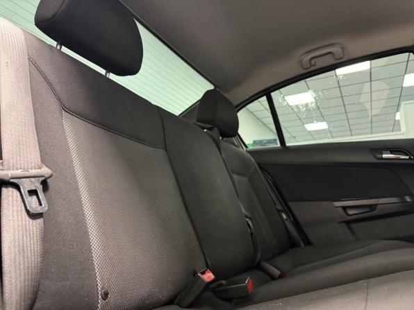 Opel Astra H Рестайлинг с пробегом 2011 года, цена 415 000 рублей, 245000 км, седан, Автокод Объявления