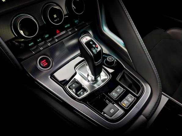 Jaguar F-Type I Рестайлинг 2 с пробегом 2020 года, цена 5 555 000 рублей, 23626 км, купе, Автокод Объявления