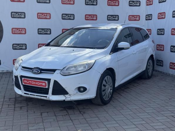 Ford Focus III с пробегом 2013 года, цена 374 990 рублей, 271346 км, универсал, Автокод Объявления