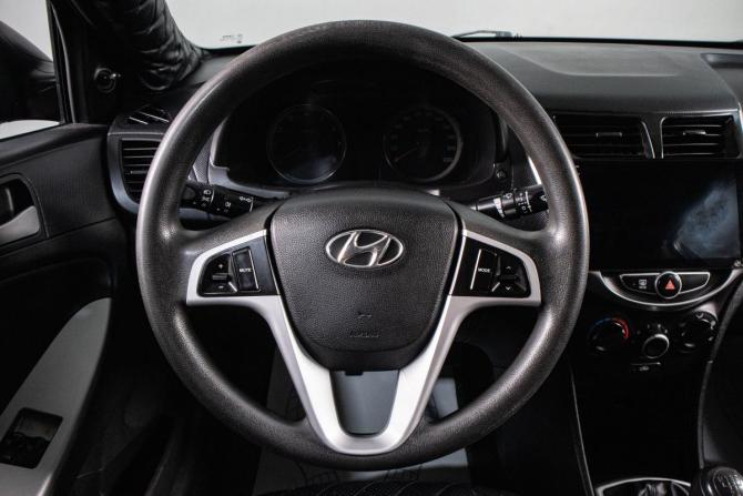 Hyundai Solaris I с пробегом 2012 года, цена 779 000 рублей, 154000 км, седан, Автокод Объявления